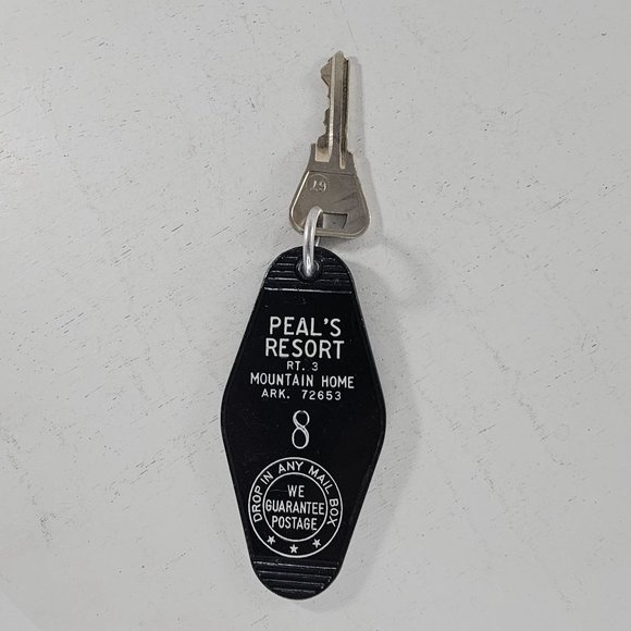 Vintage Peal's Resort Mountain Home Arkansas Hotel Room Key Fob - Picture 8 of 8